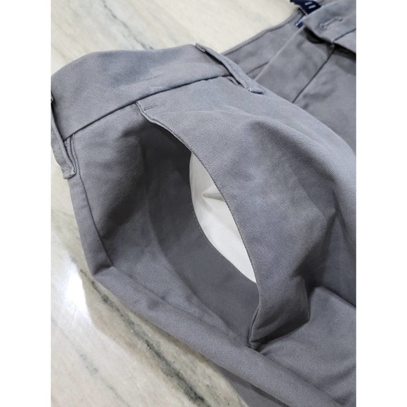 Izod Performance Stretch Chino Pants 50W x 29L - Picture 9 of 11